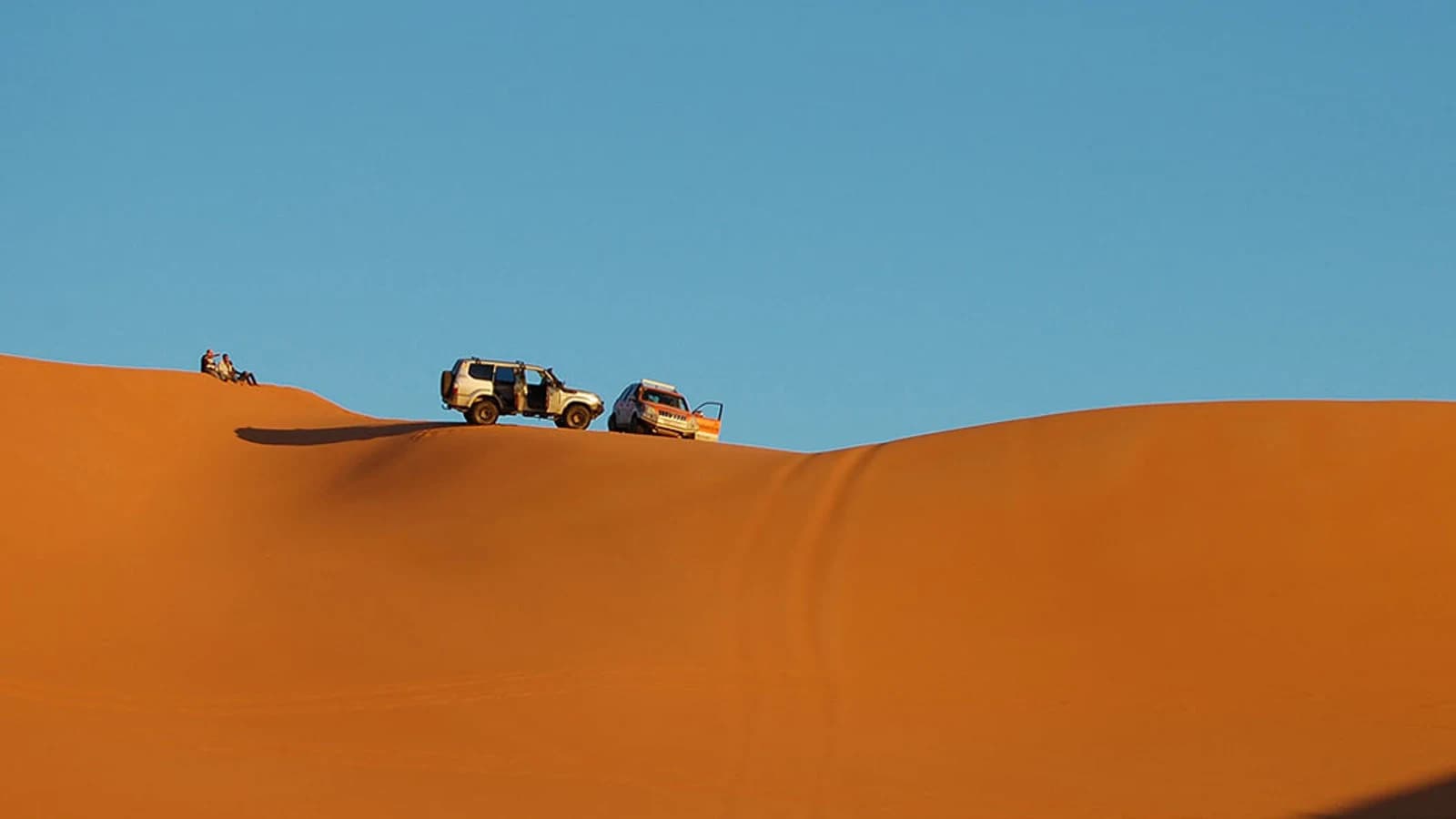 جولات السحر والجمال